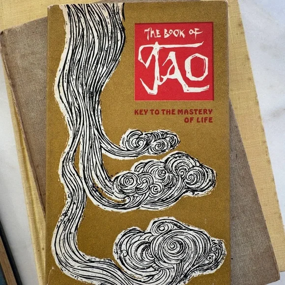 The Ultimate Curated Vintage Hardback Book Stack library Bundle. - Picture 4 of 14